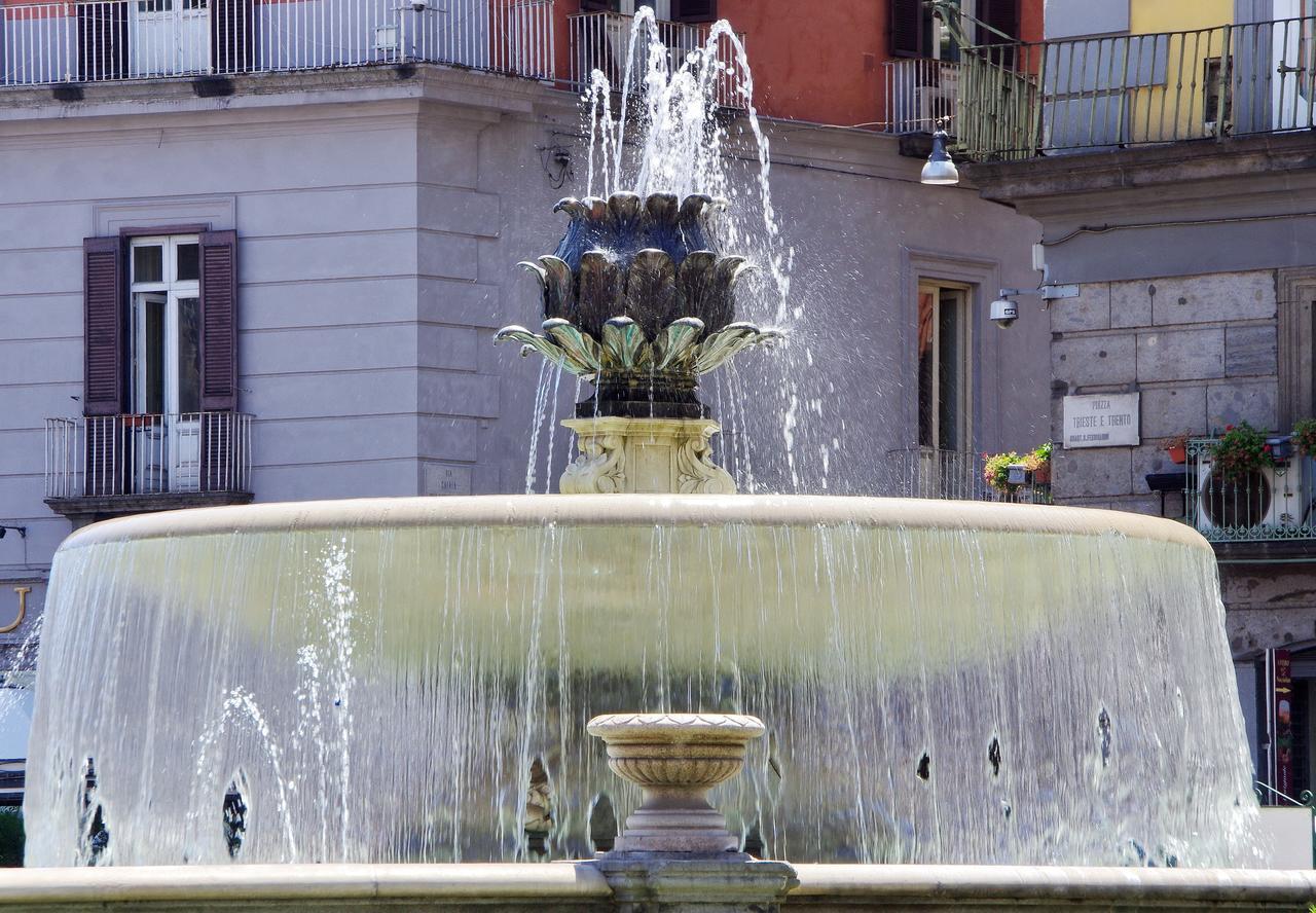B&B A Casa Di Grazia Naples Exterior photo